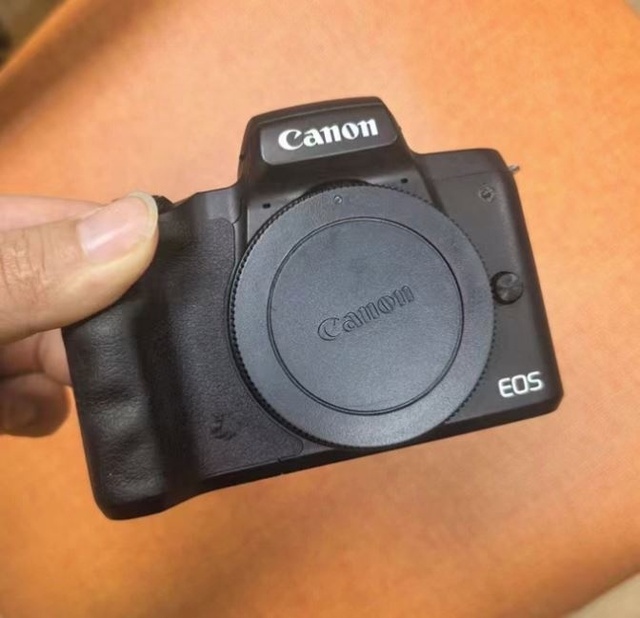 Used for M50 Entry-Level Mirrorless Camera with 24.1MP 3.0-Inch Screen Video & Photo SD Card