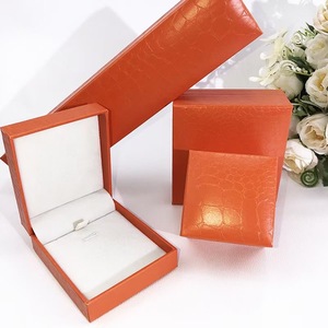 Rectangle Paper Necklace Bracelet GiftJewelry Sliding Necklace Box Jewelry Boxes With Logo Luxury