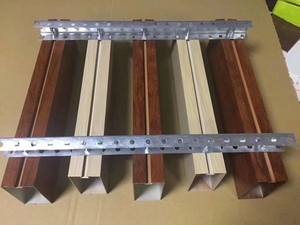 แผ่นฝ้าเพดานอะคูสติกสำนักงานสไตล์โมเดิร์น ดูดซับเสียง 100% PET RoHS E0 ป้องกันไฟไหม้ระดับ A แบบกริด - Product Image 3