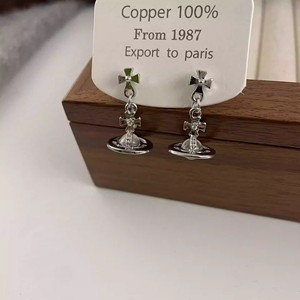 Élégantes boucles d'oreilles pendantes Saturne en perles de verre 3D, clous d'oreilles planètes diamantées pour femmes et jeunes filles - Product Image 4