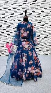 Designer Georgette Crochet Brodé avec Impression Numérique Travail enfants Lehenga Choli avec Dupatta de Fournisseur Indien - Product Image 6