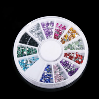 Offre Spéciale 12 grilles en plastique Nail Art boîte de rangement compartiment étui de rangement pour ongles et cristal bijoux ongles fournitures