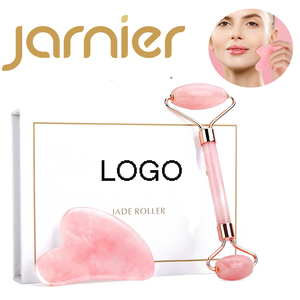 Popolare strumento per la cura della pelle del rullo del <span class=keywords><strong>viso</strong></span> di alta qualità puro quarzo rosa naturale rullo di giada per il <span class=keywords><strong>viso</strong></span> gua sha <span class=keywords><strong>pietra</strong></span> <span class=keywords><strong>massaggiatore</strong></span> - Product Image 1