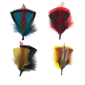 Pequeña pluma decorativa para sombrero - Product Image 5