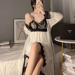 Camisón sexy de manga larga para mujer, primavera/verano, conjunto de dos piezas de malla pura y seductora para el hogar con almohadillas para sujetador - Product Image 2