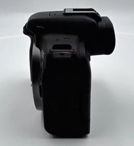 Appareil photo numérique Canon R10 haute performance d'occasion, 24MP, enregistrement vidéo 4K - Product Image 4