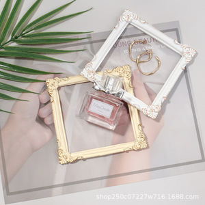 Photo <b>Frame</b> Square Synthetic Resins Lightweight European Style Decoration For Dormitories And Guesthouses - Product Image 2