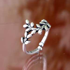 Best New Arrival Boho Leaf <b>Ring</b> Vintage Brass <b>Ring</b> Women Silver Plated Floral Vine Jewelry <b>Statement</b> <b>Ring</b> for Wholesale/OEM/ODM - Product Image 1