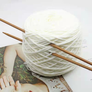 Vente en Gros Usine Fil Acrylique de 200g pour Tricot et Crochet à la Main, Brin Rond de 5mm, Coton Doux Lait Bébé Fantaisie pour Tufting - Product Image 5
