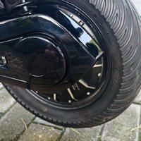 Scooter électrique à accélération fluide, freinage réactif, maniabilité facile pour les cyclistes urbains