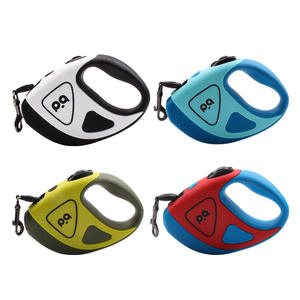 Lámpara LED portátil de 5 metros, cuerda de tracción retráctil para mascotas, respetuosa con el medio ambiente, razas pequeñas, Correa sólida de plástico luminosa para perros de moda - Product Image 5