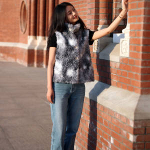 Gilet en fourrure de lapin tissée pour <span class=keywords><strong>femme</strong></span>, style peau d'agneau roulée, sans manches - Product Image 3