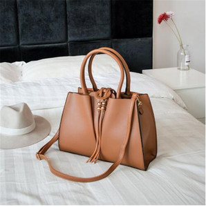 Ensemble de <span class=keywords><strong>sacs</strong></span> à main en nylon Offre Spéciale d'usine chaussure et sac assortis pour femmes italiennes - Product Image 3
