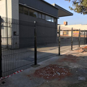 Clôture <span class=keywords><strong>de</strong></span> délimitation à vue dégagée, kit <span class=keywords><strong>de</strong></span> clôture pliée 3D, panneaux périmétriques, panneaux <span class=keywords><strong>de</strong></span> clôture en treillis métallique plié en V, galvanisé - Product Image 2
