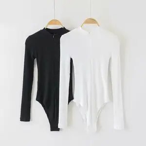 Wholesale Spring Cotton Spandex Rib Cheap Long Sleeve Front Zip Up Clothing WomenのWhite Bodysuit