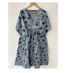 Doux Indigo Dabu Fleur Imprimé Coton Robe pour Filles Qualité Naturelle Lavable Expert Fabriqué Inde Bloc Imprimer Robe - Product Image 1