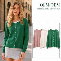 Damen Strickjacke mit Knopfleiste, Rundhalsausschnitt, Langen Ärmeln und Geripptem Saum in Einfarbigem Grün