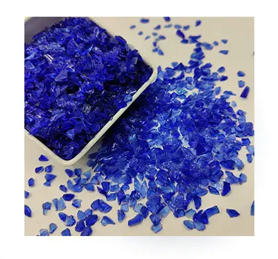 رمل زجاجي أزرق بالجملة مقاس 2-4 مم لصنع أرضيات الترازو