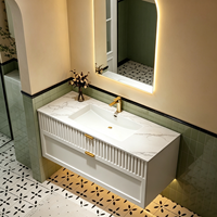Kabinet Kamar Mandi Putih Bergaya Japandi dengan Rak Dinding, Wastafel Ganda, Set Cermin LED, OEM ODM Custom