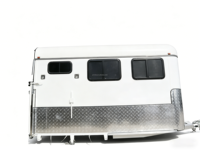 Remorque de transport de chevaux double de luxe personnalisée avec armoire de rangement pour le transport de chevaux aux normes européennes