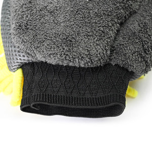 Guante de microfibra para lavado de autos, hecho a medida para limpieza de automóviles, guante de chenilla de coral amarillo. - Product Image 2