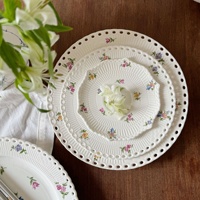 Ensemble d'assiettes en céramique bleu et blanc à fleurs de style français, passe au micro-ondes, assiette à soupe/dessert en forme de pétale