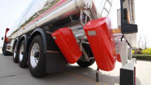 Semirremolque cisterna de combustible y aceite cisterna de acero inoxidable de 3 ejes 45000L para Omán - Product Image 4