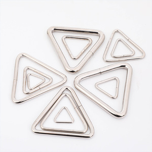 Anillos de Hebilla Triangulares Metálicos para Accesorios de Prendas de Vestir, Herrajes de Ajuste de Conexión Duraderos, Forma Isósceles - Product Image 1