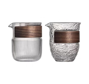 Taza de <span class=keywords><strong>Kungfu</strong></span> de vidrio transparente, taza para compartir té de estilo japonés, resistente al calor, con manga de madera, juego de té para <span class=keywords><strong>restaurante</strong></span> - Product Image 1