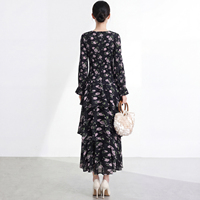 Robe longue plissée à imprimé floral pour femme 2026, à manches longues, col rond, coupe trapèze, avec volants superposés, style boutique, tendance