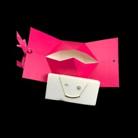 Haute Qualité Élégant Fantaisie Triangle Boucles D'oreilles Anneau Boîte Personnalisé Joyero Nice Rosa Embala pour Montres Pas De Forme Régulière Art