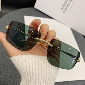 Gafas de Sol Rectangulares sin Montura, Lentes Degradadas con Protección UV380, Unisex para Adultos, Protección Solar, Marco Metálico, Empaque en Caja - Product Image 2
