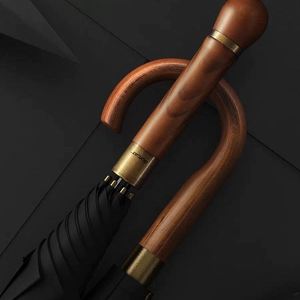 Parapluie de marque OEM avec manche en bois, cadre en fibre de verre, longueur 94 cm, diamètre 114 cm, tissu imperméable 210T pour l'extérieur - Product Image 1