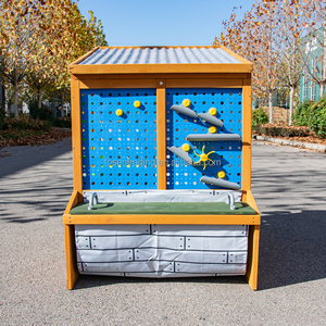 Casita de juegos moderna para exteriores con puerta roja, fregadero azul y cortina de garaje interactiva para diversión en el patio trasero - Product Image 5