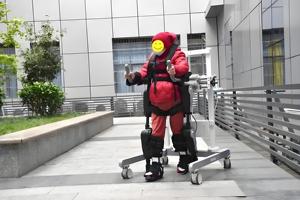 Robot Eksoskeleton Rehabilitasi Berjalan untuk Anggota Tubuh Bawah - Product Image 1