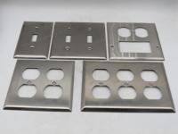 Plaque murale double 2 modules en acier inoxydable 430, prise duplex décorative, GFCI, norme NEC, pour usage intérieur commercial, OEM