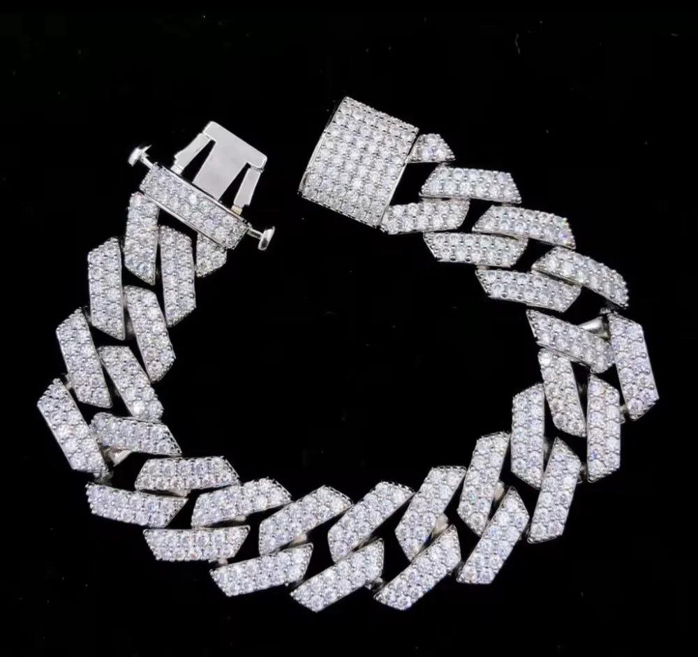 ตามที่แสดงเป็นภาพ