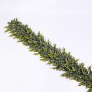 Guirnalda de Ciprés Realista YUELIAN, Follaje Artificial de Hojas Perennes para Chimenea, Escaleras, Decoración Navideña del Hogar - Product Image 5