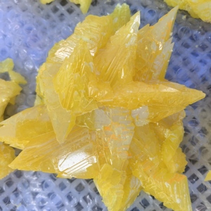 Cristaux de <span class=keywords><strong>soufre</strong></span> jaunes naturels de haute qualité, spécimen de roche minérale de quartz, cluster de cristaux de <span class=keywords><strong>soufre</strong></span> pour la décoration - Product Image 4
