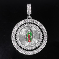 Pendentif Notre-Dame de Guadalupe glacé, plaqué or 14 carats, alliage de zinc, émail coloré, entièrement serti de zircone cubique, médaillon rotatif, cadeau religieux hip-hop