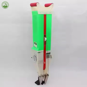 Semoir manuel pour arachides et soja avec fertilisation intégrée - Product Image 1