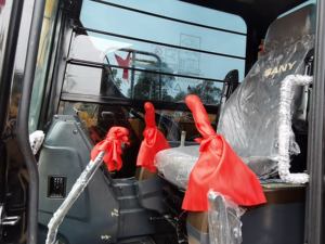 รถขุดตีนตะขาบ SY95C มือสองพร้อมส่วนประกอบเครื่องยนต์ของอีซูซุและกระปุกเกียร์ - Product Image 3