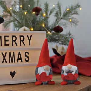 Adornos Navideños Personalizados Hechos a Mano, Decoración Navideña, Regalo, Muñeco Gnomo de Santa Claus sin Rostro con Corazón Rojo para Decoración del Hogar - Product Image 4