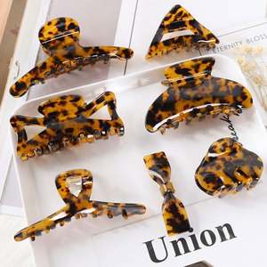 Pinza de Pelo Grande Personalizada de 12.5cm con Diseño a Cuadros, Pinza de Pelo Jumbo para Cabello Largo, Accesorio para el Cabello de Mujer - Product Image 4