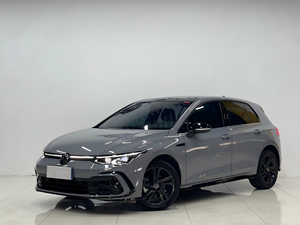 Meilleures ventes : Golf R Line Lite DSG 2023 d'occasion, compacte, turbocompressée, avec un style sportif et des fonctionnalités de sécurité avancées - Product Image 1