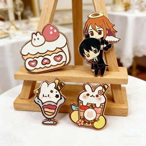 थोक सस्ती कीमत कस्टम प्यारा ज्जक कार्टून ब्लैक प्लेटिंग धातु हार्ड एनमेल रेशम स्क्रीन - Product Image 2