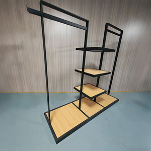 ชั้นวางเสื้อผ้าโลหะสีดำสไตล์มินิมอล 3 ชั้น พร้อมแท่นวาง<span class=keywords><strong>รองเท้า</strong></span> อุปกรณ์ตกแต่งร้านค้าครบชุดสำหรับบูติกและห้างสรรพสินค้า - Product Image 3