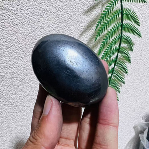 <span class=keywords><strong>Pietra</strong></span> <span class=keywords><strong>di</strong></span> preoccupazione <span class=keywords><strong>di</strong></span> <span class=keywords><strong>Shungite</strong></span> nera naturale | <span class=keywords><strong>Pietra</strong></span> <span class=keywords><strong>di</strong></span> palma portatile per alleviare lo Stress, schermatura EMF e guarigione spirituale - Product Image 5