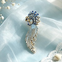 Broche Paon en Émail, Ornement en Alliage de Zinc avec Strass Artificiels, Bijou Animal Vintage pour Femme, Décoration d'Écharpe, Cadeau