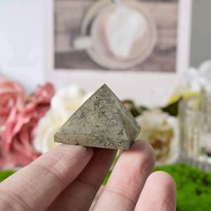 Pirámides de Pirita de Piedras Preciosas Naturales para Meditación, Pirámides de Orgón al por Mayor, Compre Productos de <span class=keywords><strong>Cristal</strong></span> de Amayra Crystals Exports - Product Image 4
